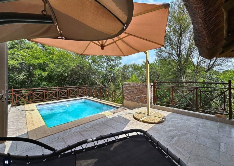 6 Bedroom Property for Sale in Boschenvaal River Front Lodges Free State